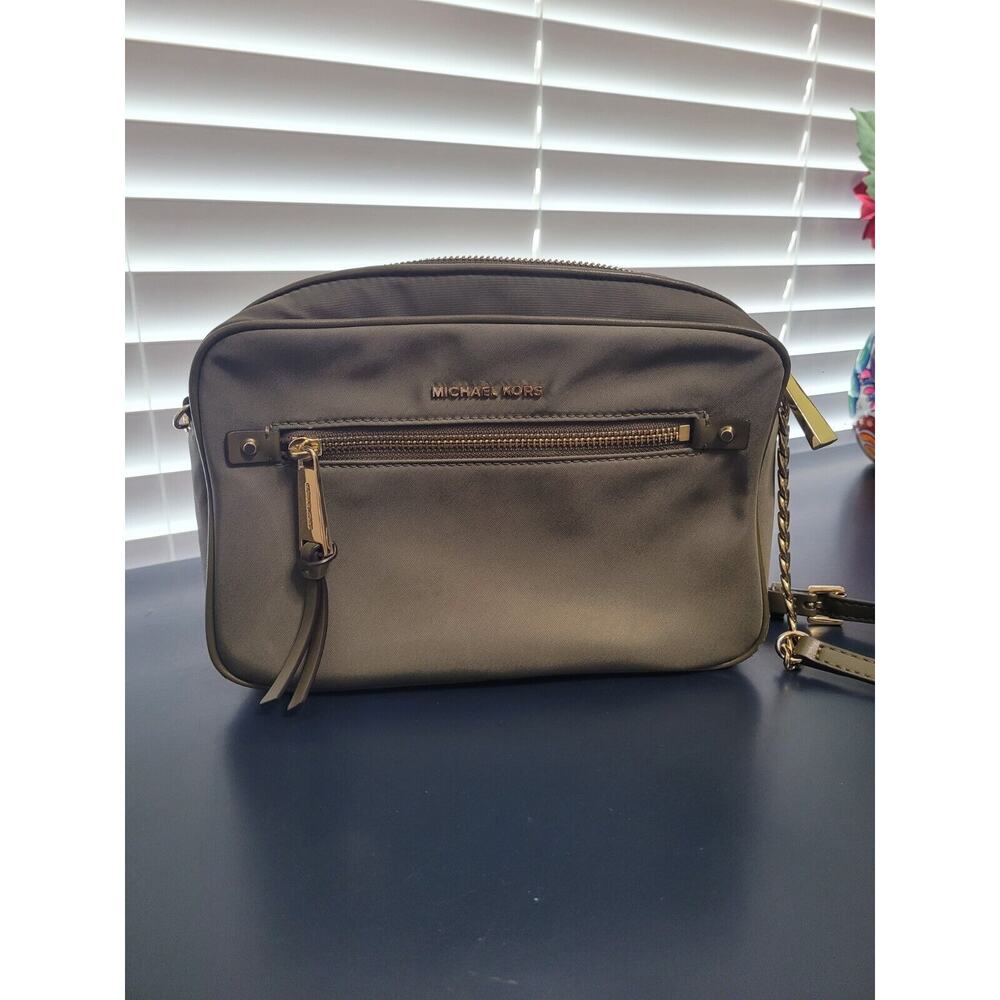Michael Kors Large Nylon Crossbody Handbag - Olive Green W/Gold Hardware - Picture 7 of 11